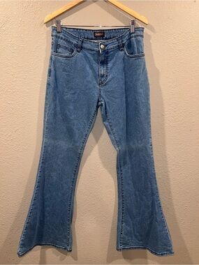 Run & Fly Blue Paisley Print Flare Jeans Bell Bottoms Size 34L Y2K Boho.